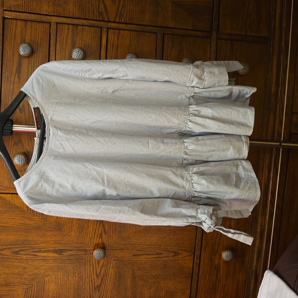 Workshop stripped peplum dress shirt with Flaw. Women's XL